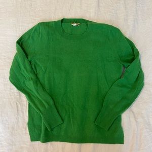Green cashmere sweater